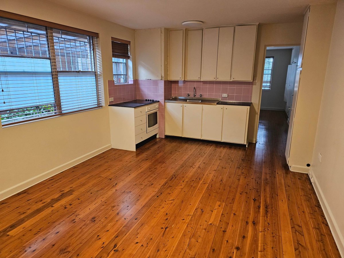 Stylish One Bedroom Apartment in the Heart of the Waverton Village